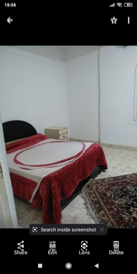 Female Center Homestay *